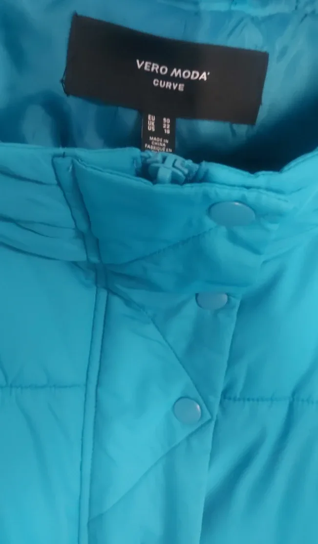 Vero Moda Curve Puffer Jacket - Size 16 image indicator(2)