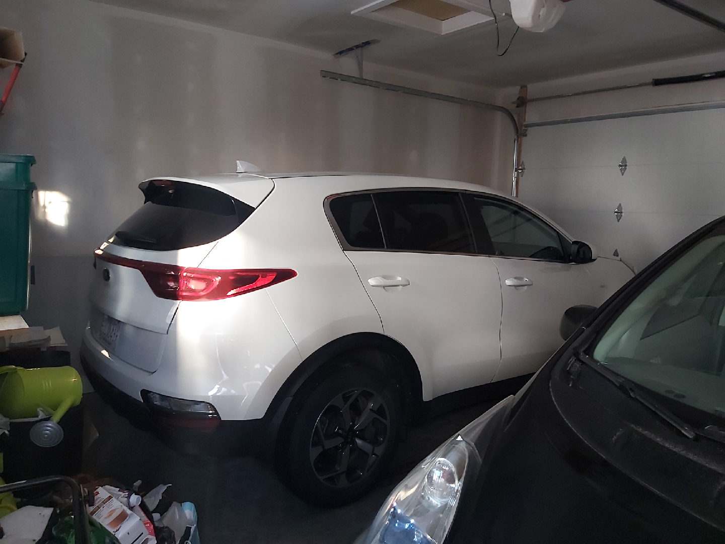 2020 Kia Sportage AWD low km good maintenance - photo 3