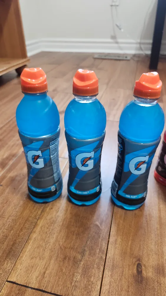 11 BIG bottles - Gatorade Variety Pack image indicator(2)