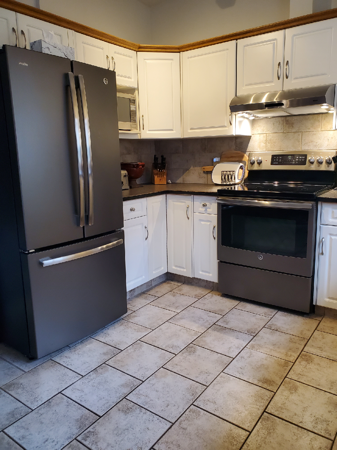 4 piece GE KITCHEN