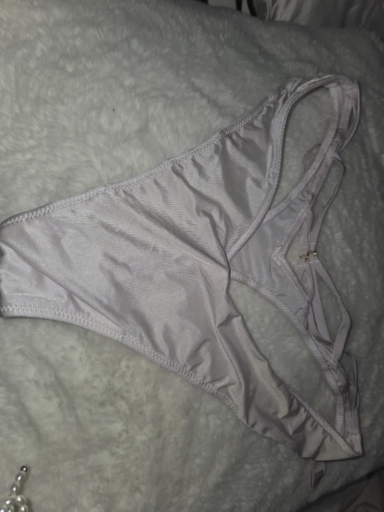 undies image indicator(4)