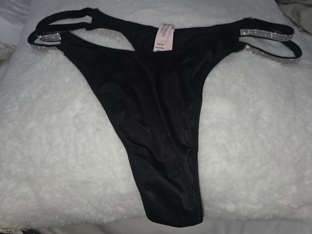 undies image indicator(8)