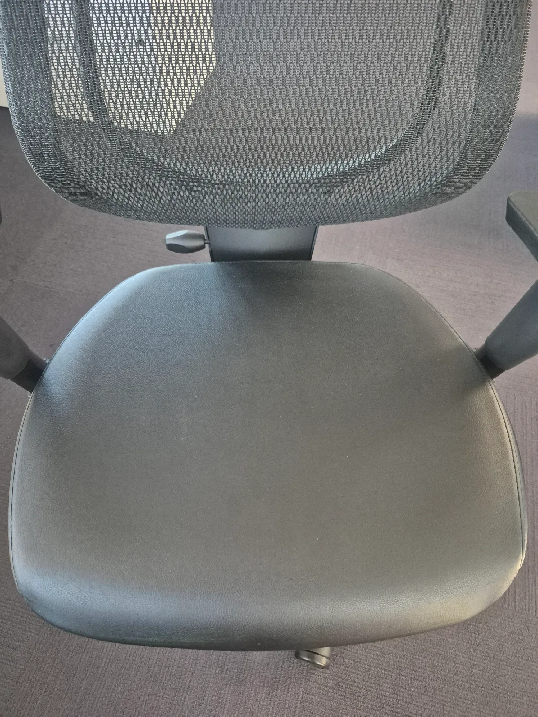 Allseating Black Office Chair image indicator(5)