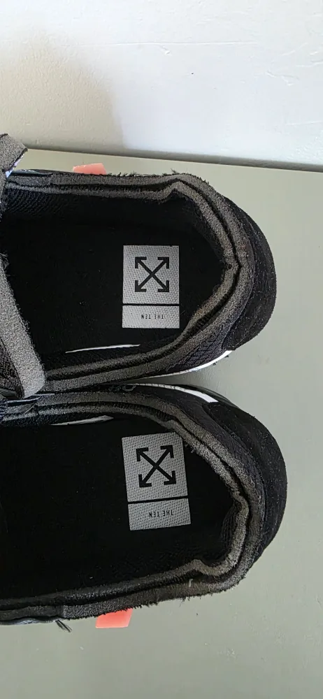 Nike Air Max 90 Off-White Black image indicator(3)