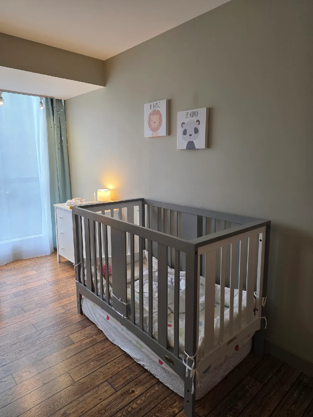 Pottery Barn Kids Crib & Mattress thumbnail