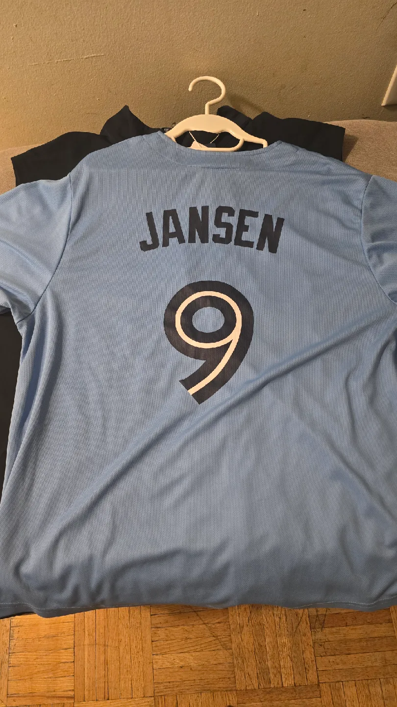 Blue Jays Jansen #9 Jersey - XL image indicator(2)