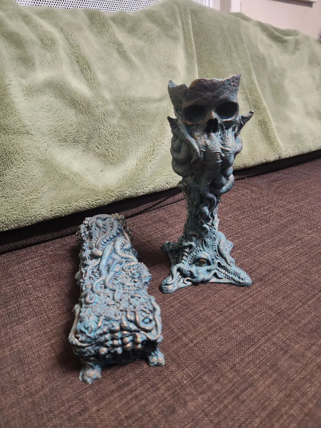 Cthulhu Dice Box & Candle Holder Set