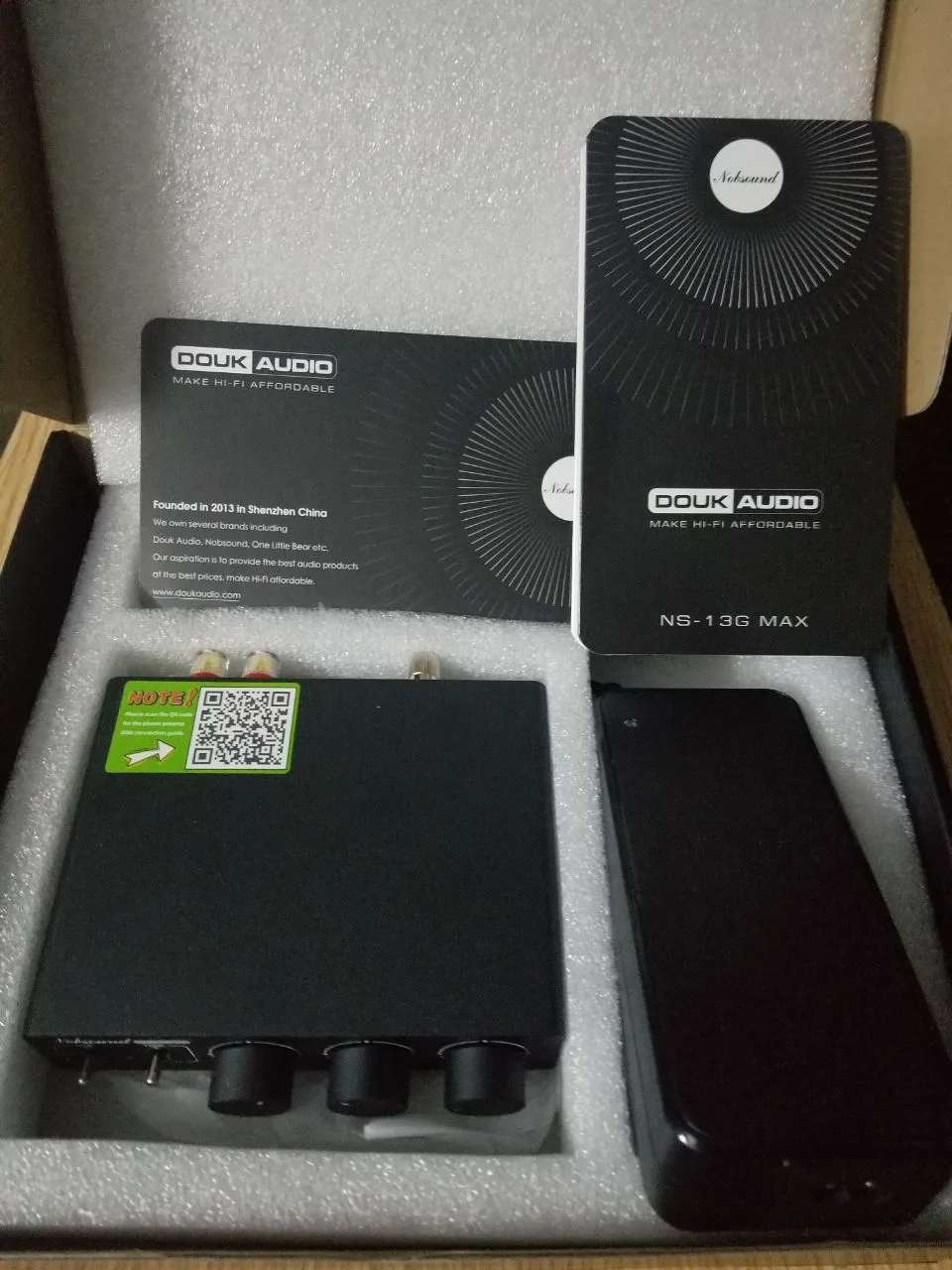 Compact Hi Fi Stereo Amplifier w/ FREE items image indicator(2)