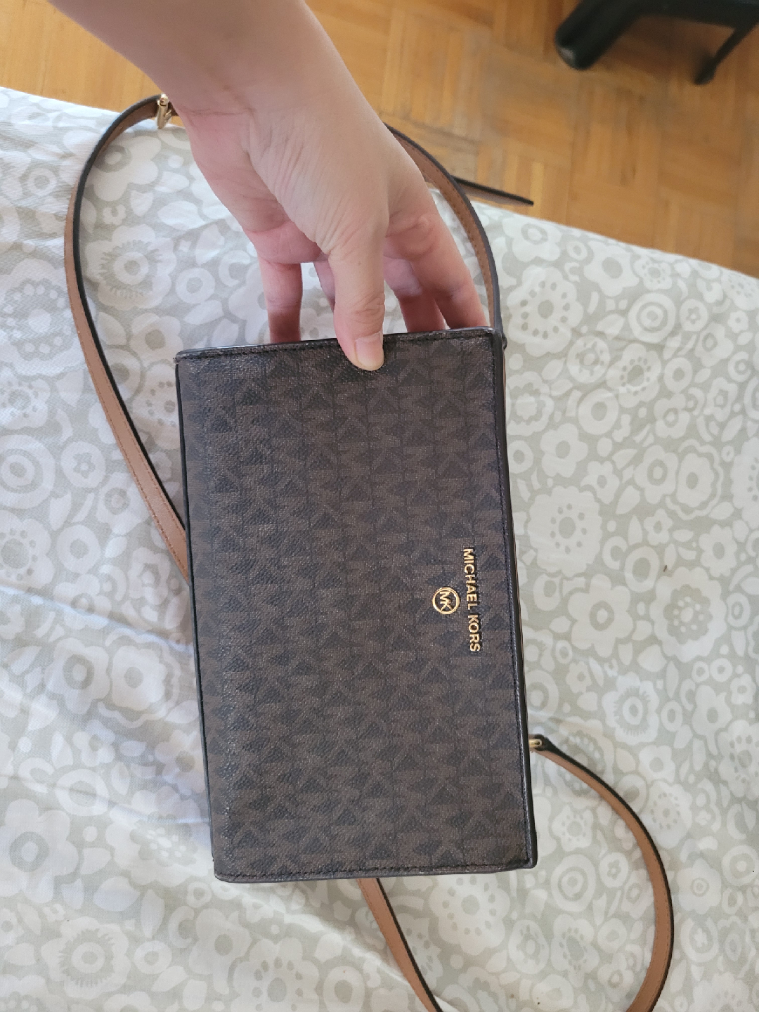 Michael Kors Brown Signature Wallet Crossbody - photo 2