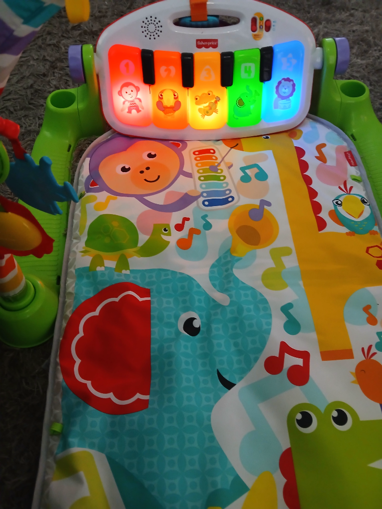Fisher-Price Deluxe Kick & Play Piano Gym