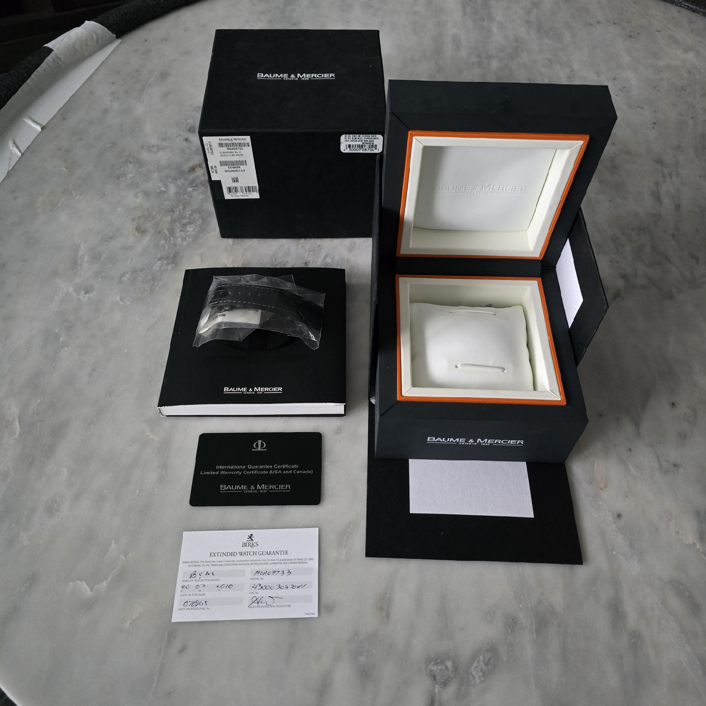 Baume & Mercier Classima Xl Chronograph watch + extra strap - photo 2