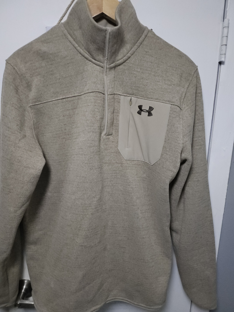Under Armour ColdGear Pullover - Size M