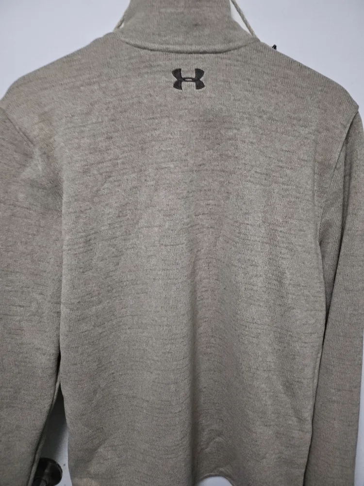 Under Armour ColdGear Pullover - Size M image indicator(2)