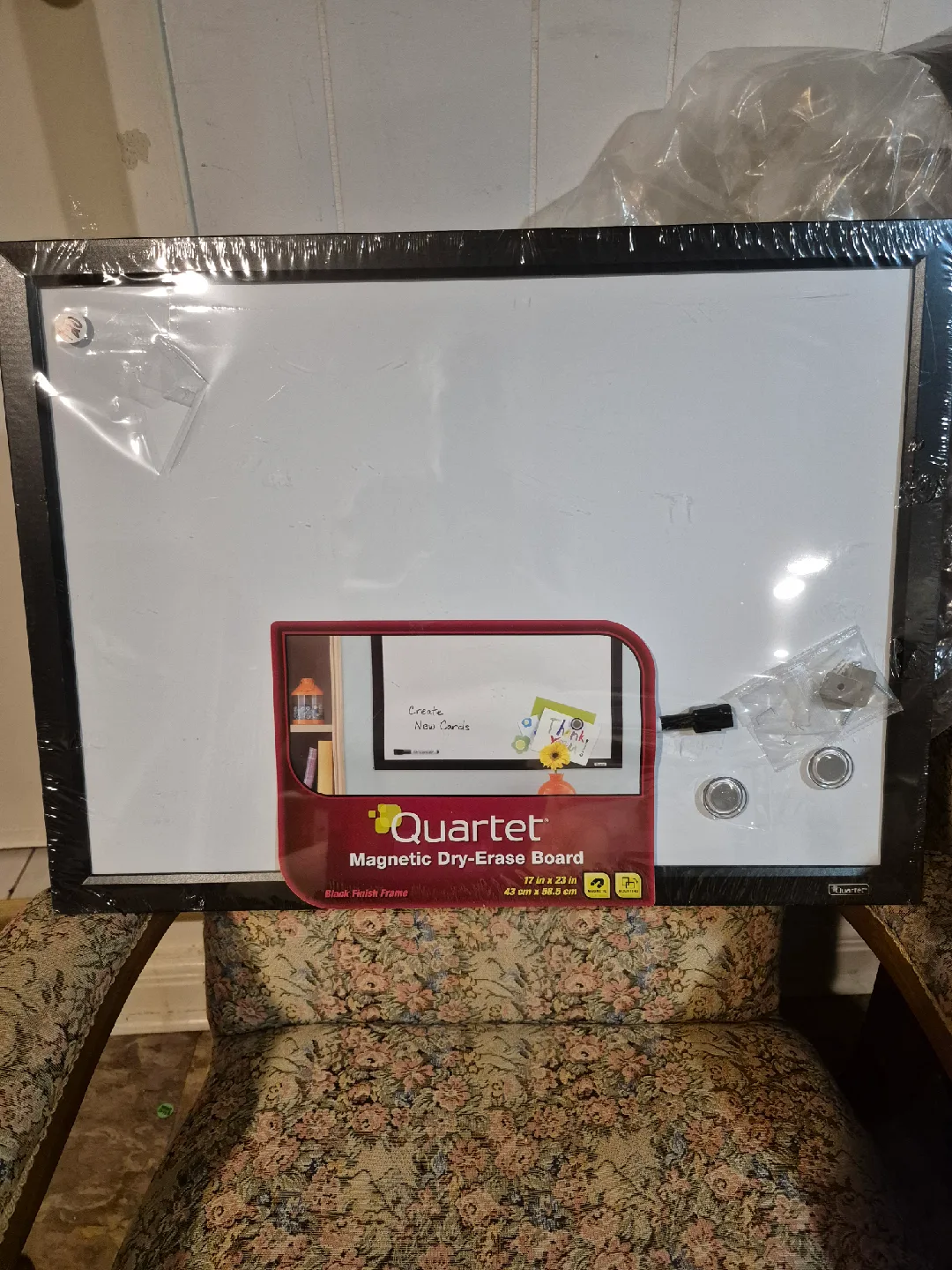 Quartet Magnetic Dry-Erase Board 17x23in New thumbnail
