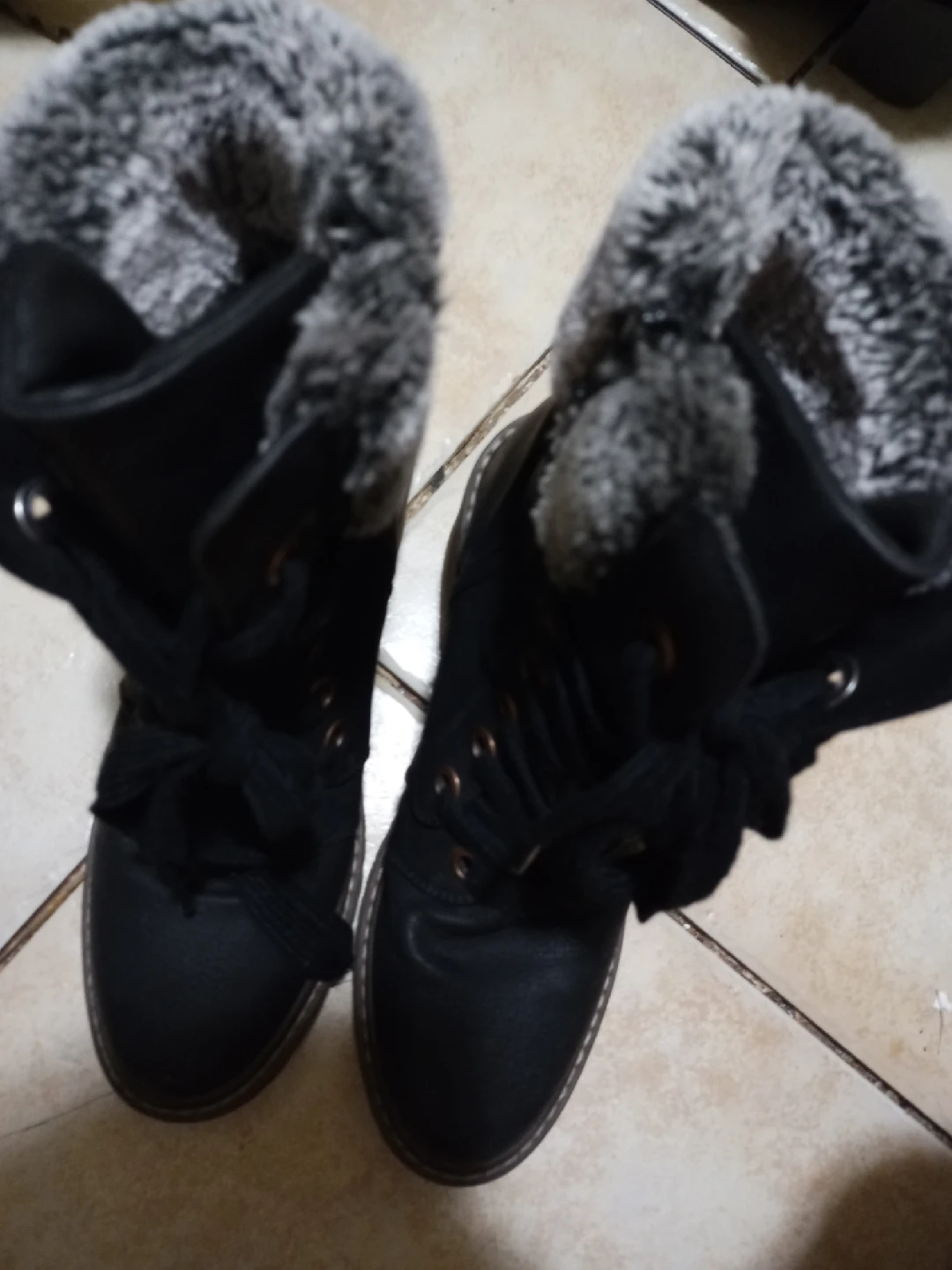 Roxy Ladies Black Heeled Boots size 7.5 - photo 5