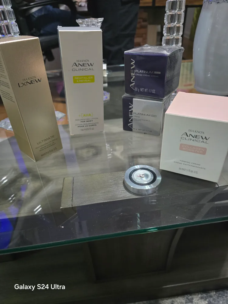 Isaknox Anew Clinical Lotions & Creams image indicator(2)