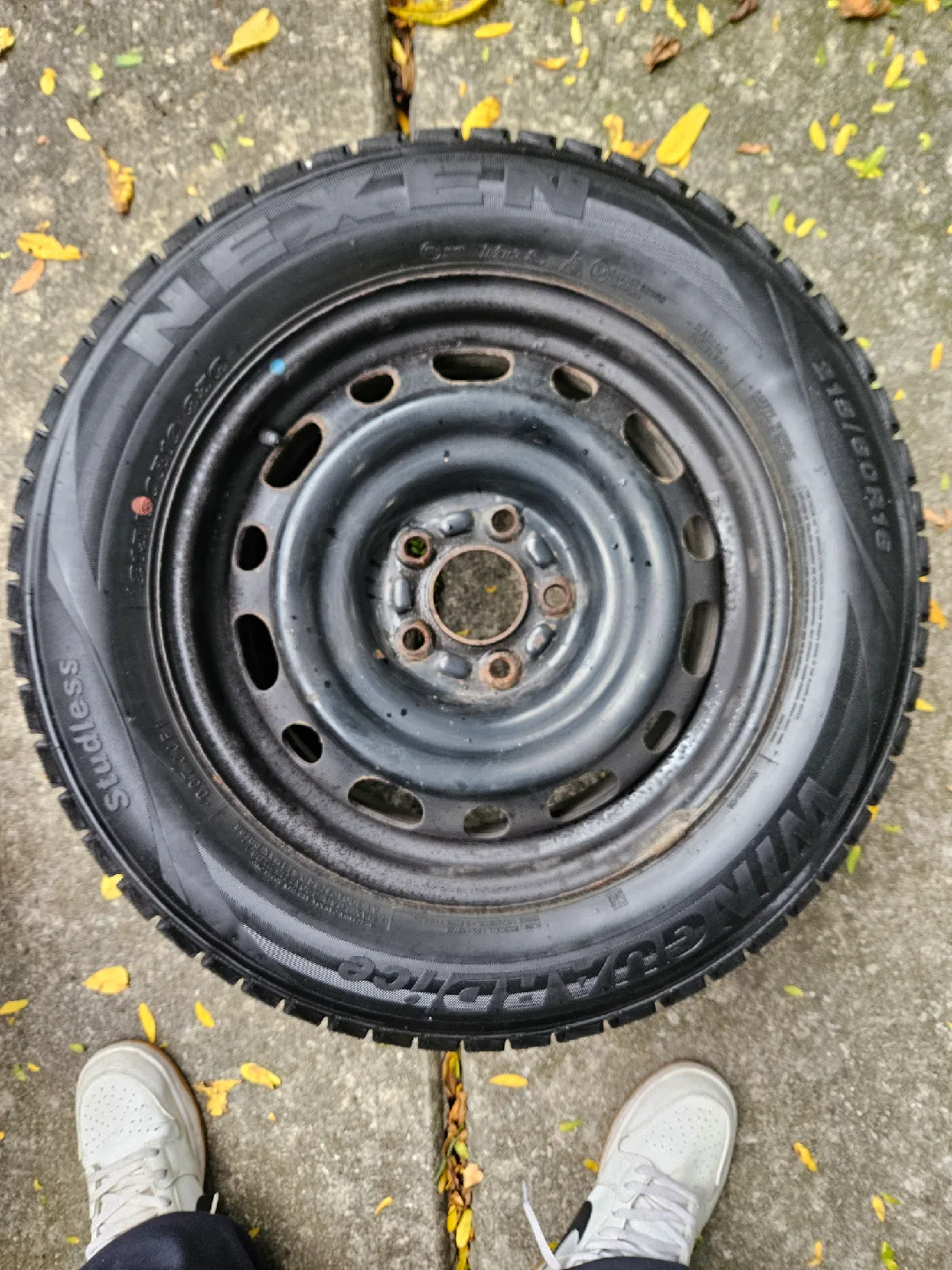 Honda civic, accord winter tires and rims. 215/60/16, 5 x 114.3 image indicator(4)