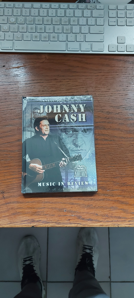 Johnny Cash Music in Review DVD
