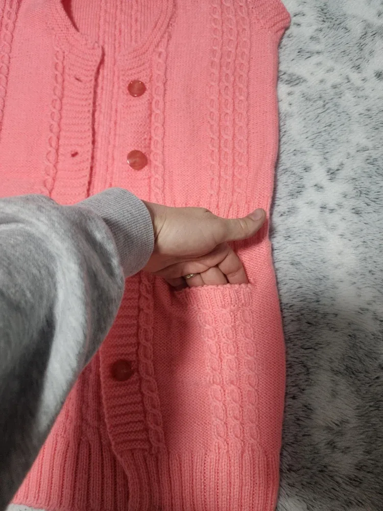 Pink Knitted Sleeveless CROSHET Cardigan image indicator(2)