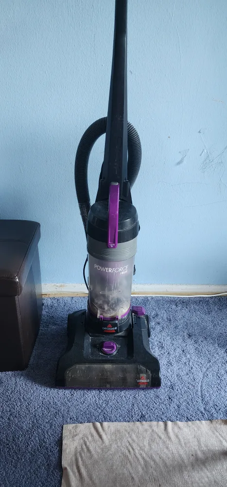 Bissell PowerForce Helix Vacuum thumbnail