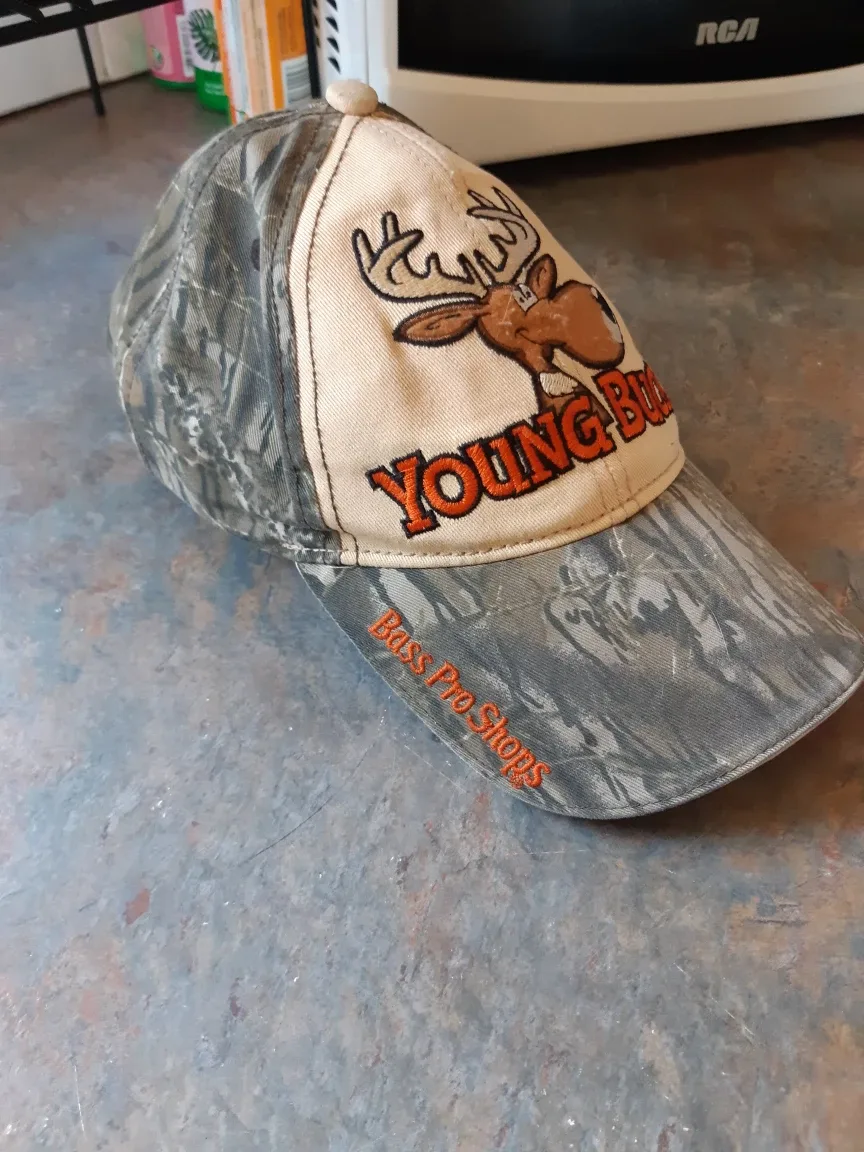 Kids Bass Pro Shops Young Buck Camo Hat image indicator(2)