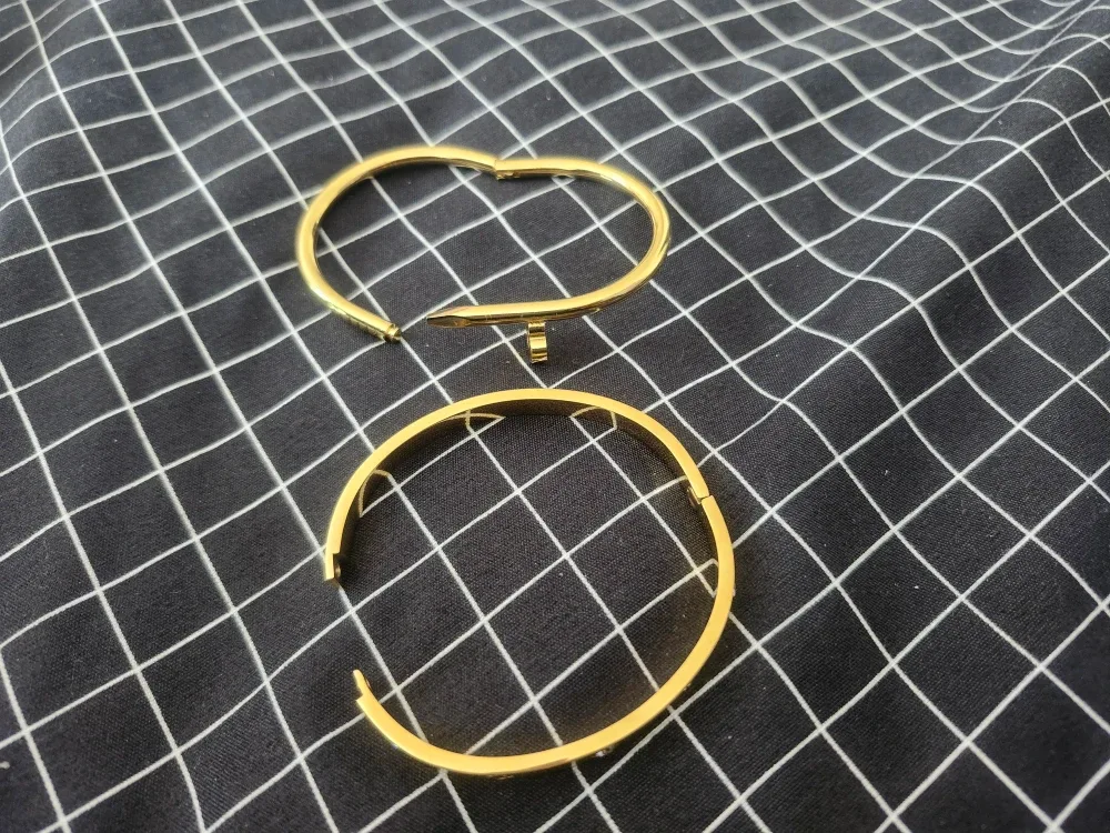 ✨ 2pcs Fashion Four-Leaf Clover Bracelet Set ✨ image indicator(6)