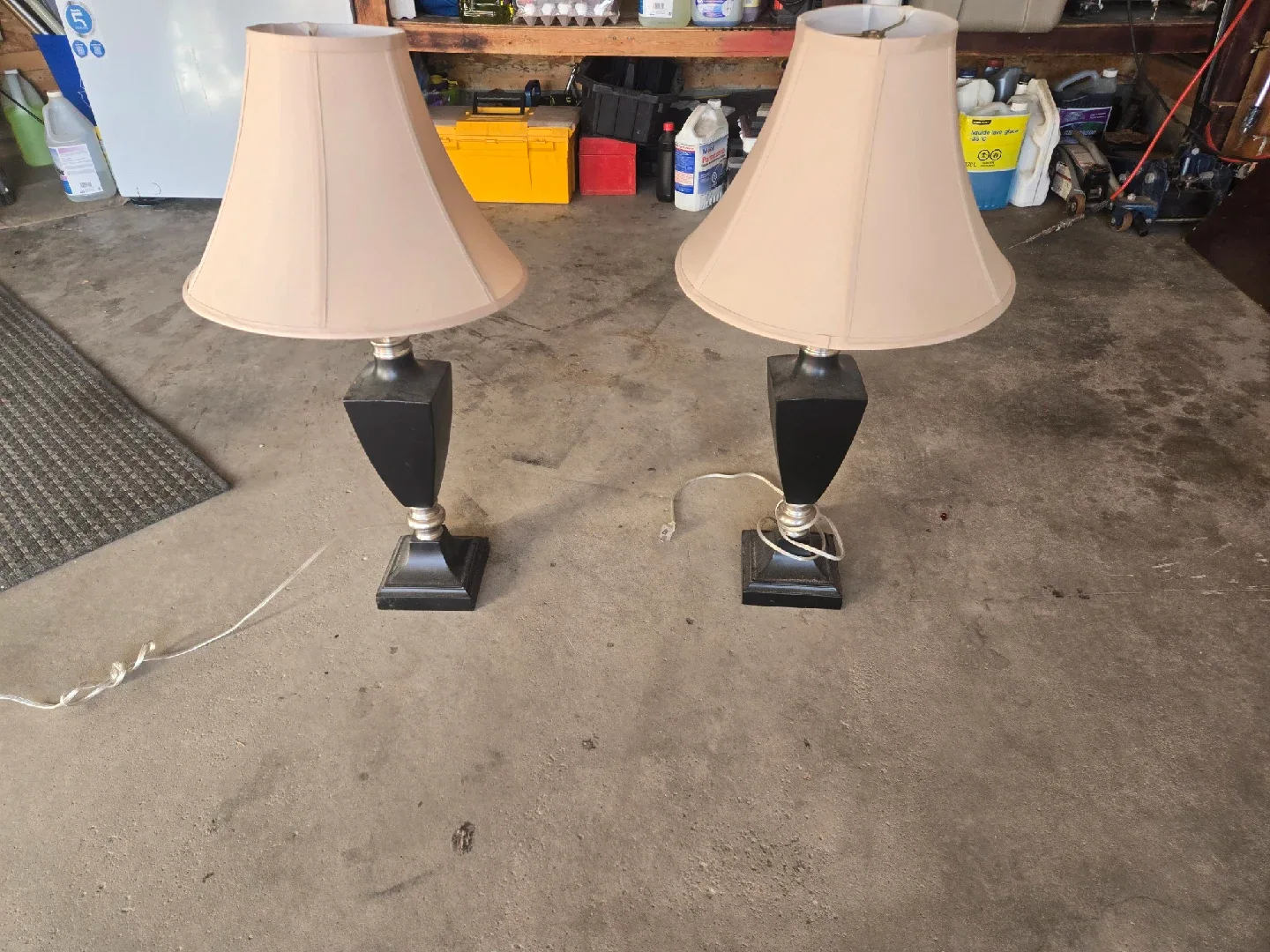 Pair of Table Lamps image indicator(2)