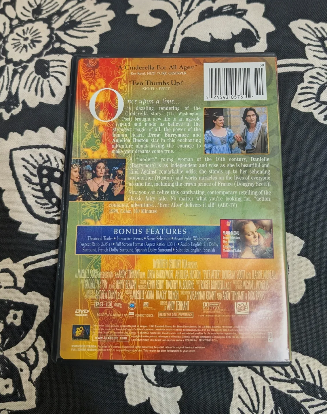 France Themed Bundle: Memoir & 2 DVDs image indicator(5)