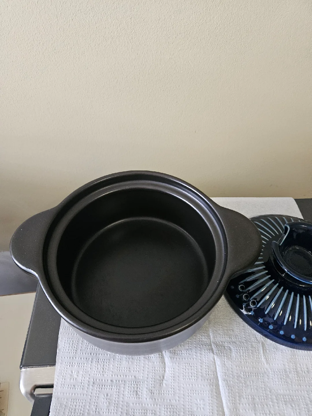 Donabe Japanese Ceramic Pot image indicator(2)