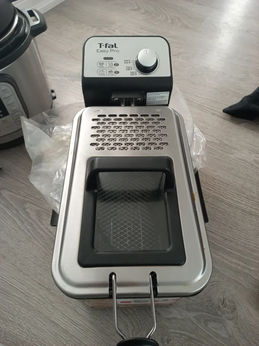 T-fal deep fryer thumbnail