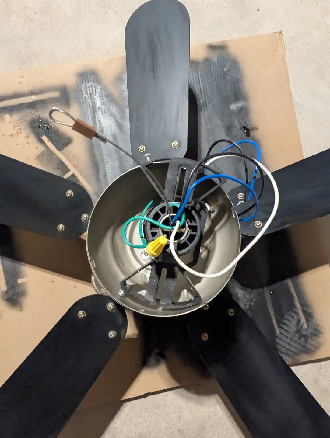 Ceiling fan with 5 blades image indicator(3)