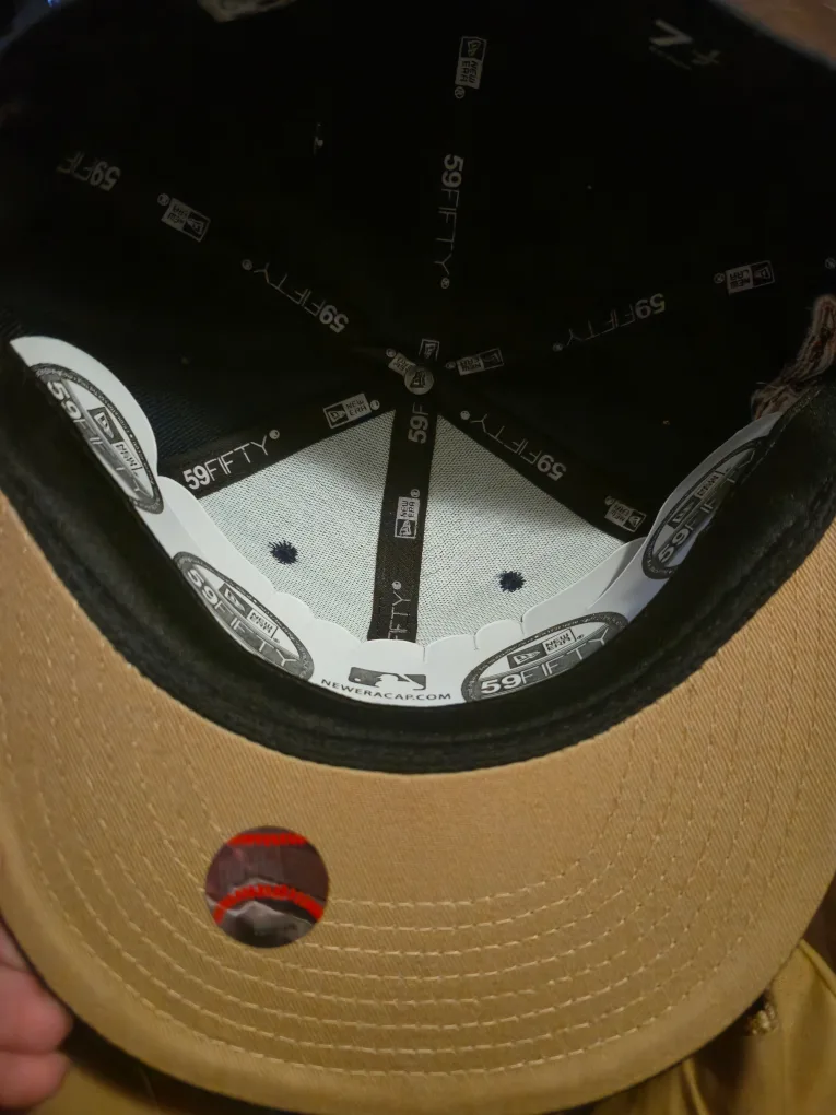 New Era toronto bluejays 59FIFTY Fitted Hat Size 7 1/2 image indicator(2)