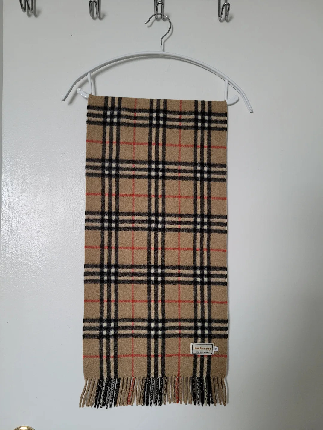 Vintage Burberry Pure Cashmere Scarf approximately 118cm image indicator(4)