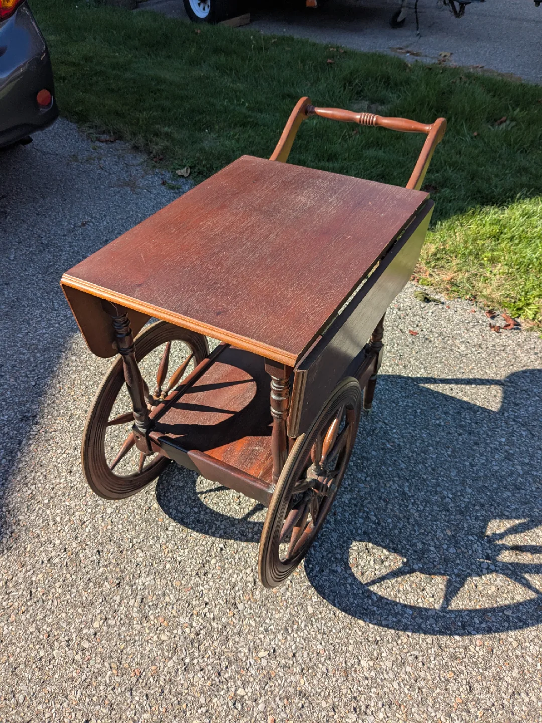 Vintage F.W. Woolworth Co. Tea or Bar Cart Trolley image indicator(5)