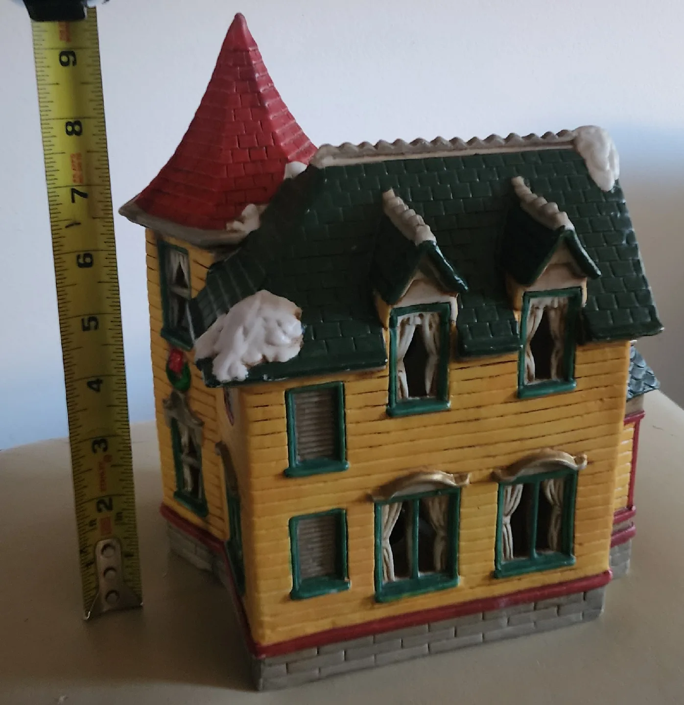 Lemax Hotel Lighted Building Figurine image indicator(2)