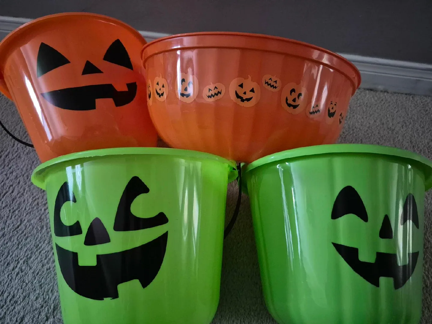 Halloween Candy Buckets and bowel- Green and Orange image indicator(7)