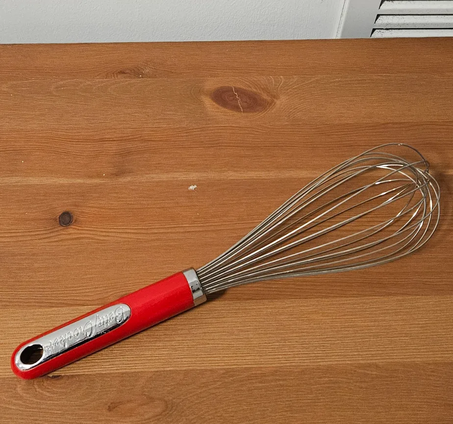 Betty Crocker Whisk - Red Handle