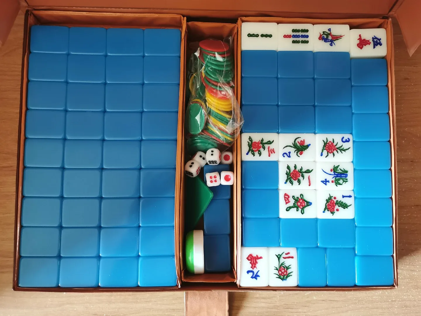 Vintage Mahjong Game Set image indicator(3)