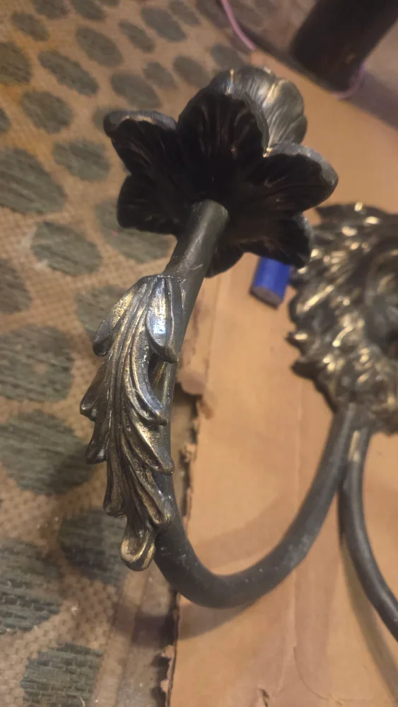 2 Unique 2 Light Cast Brass Lion's Head Wall Sconce image indicator(2)