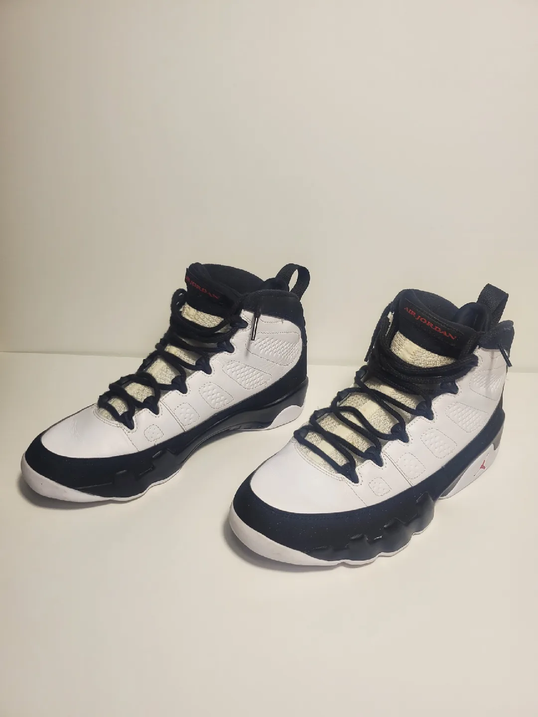 Men’s Jordan 9 Retro OG 302370-112 Size 9.5 image indicator(8)