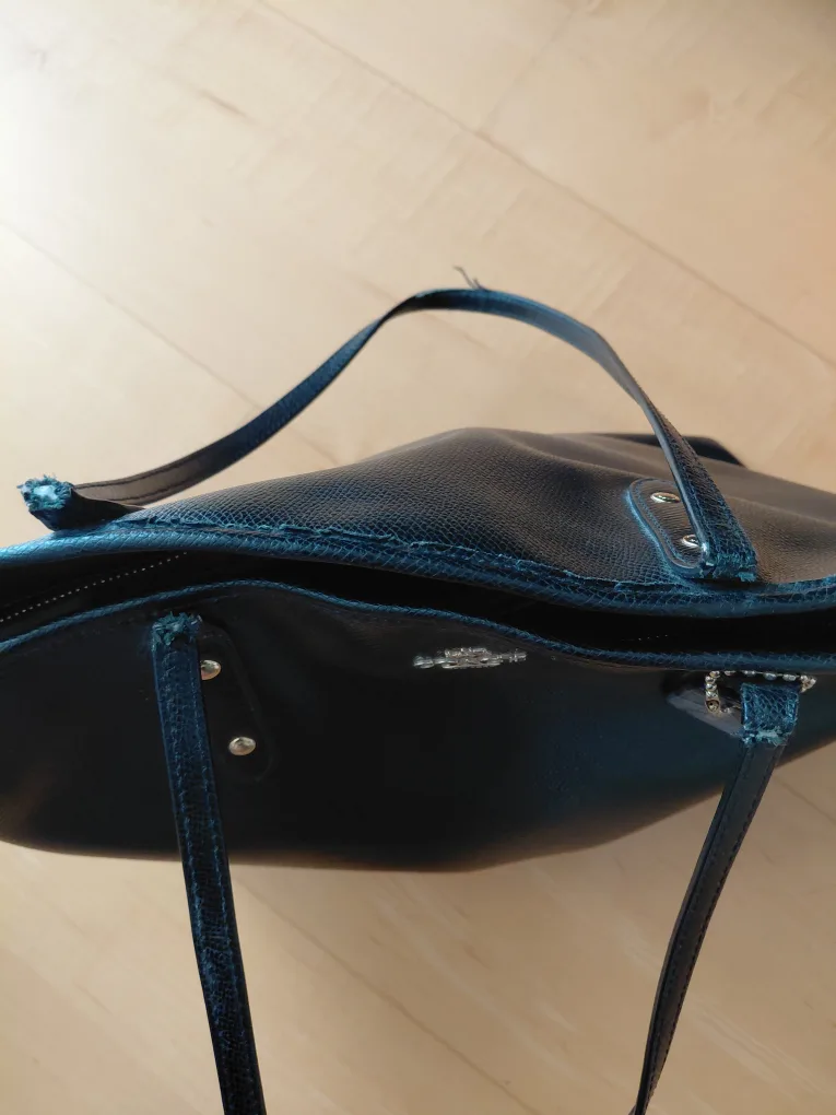 Coach Black Leather Tote Bag image indicator(3)