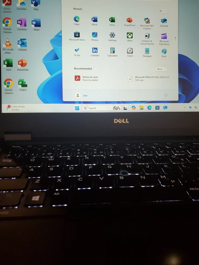 14inch i7 5th gen Windows 11pro  Dell Latitude E7450 Laptop image indicator(8)