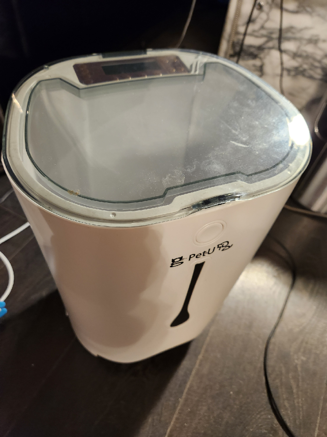 PetU Automatic Pet Feeder