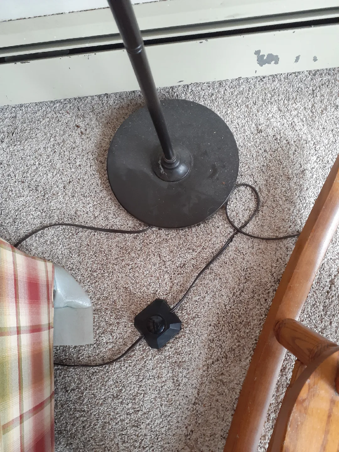 Amber Glass Floor Lamp with foot pedal image indicator(3)