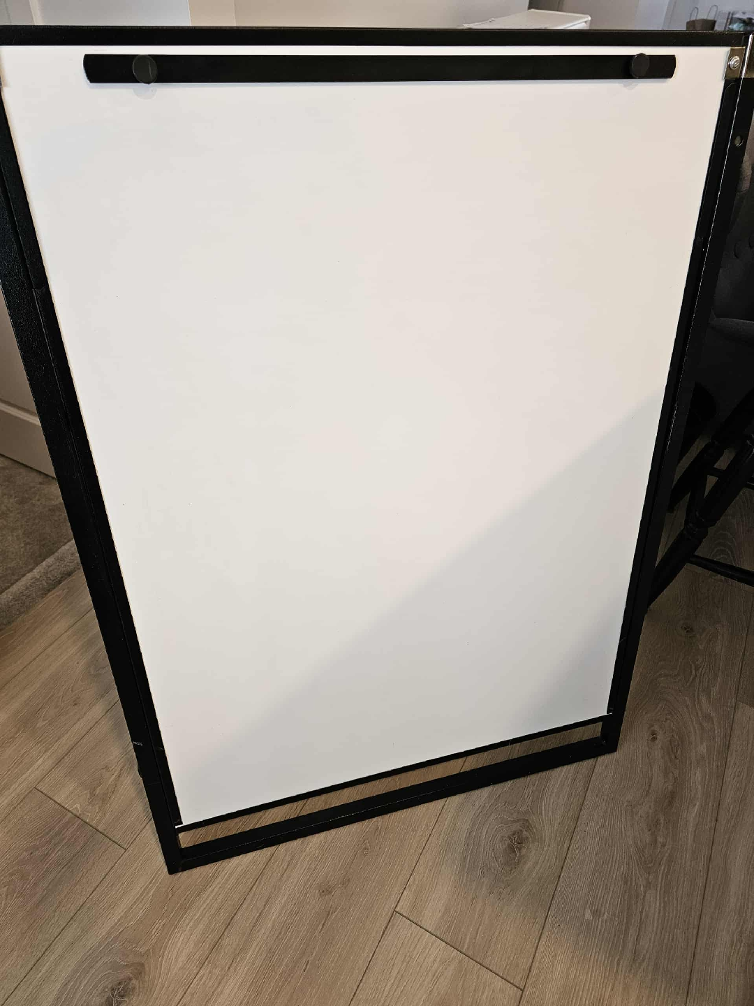 Kids Art Easel whiteboard - Black Frame