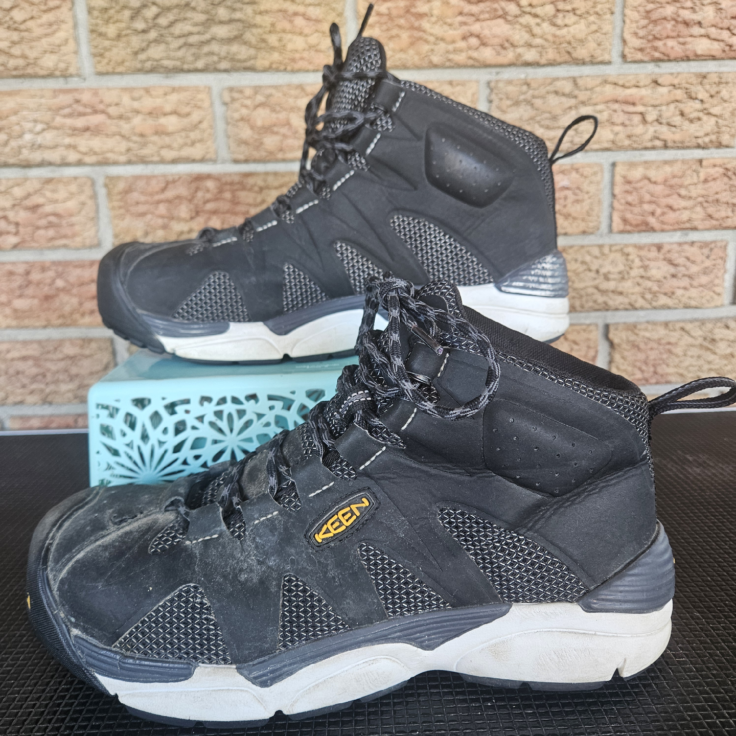 Keen Utility San Antonio Mid Work Boot Black CSA Men Size 8.5