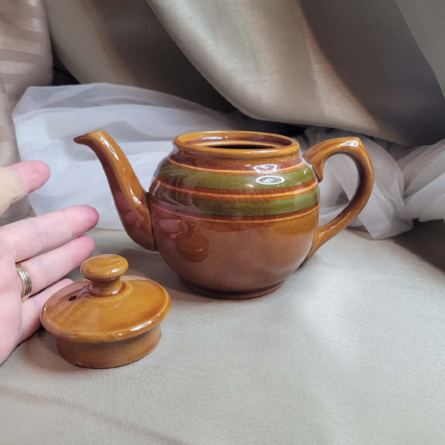 Vintage Sadler Brown Betty Single Teapot - England image indicator(7)