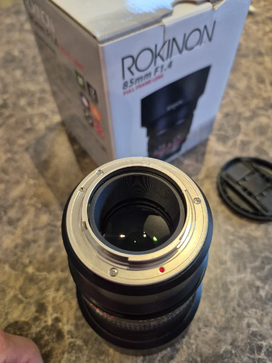 Rokinon 85mm F1.4 AS IF UMC Full Frame Lens image indicator(2)