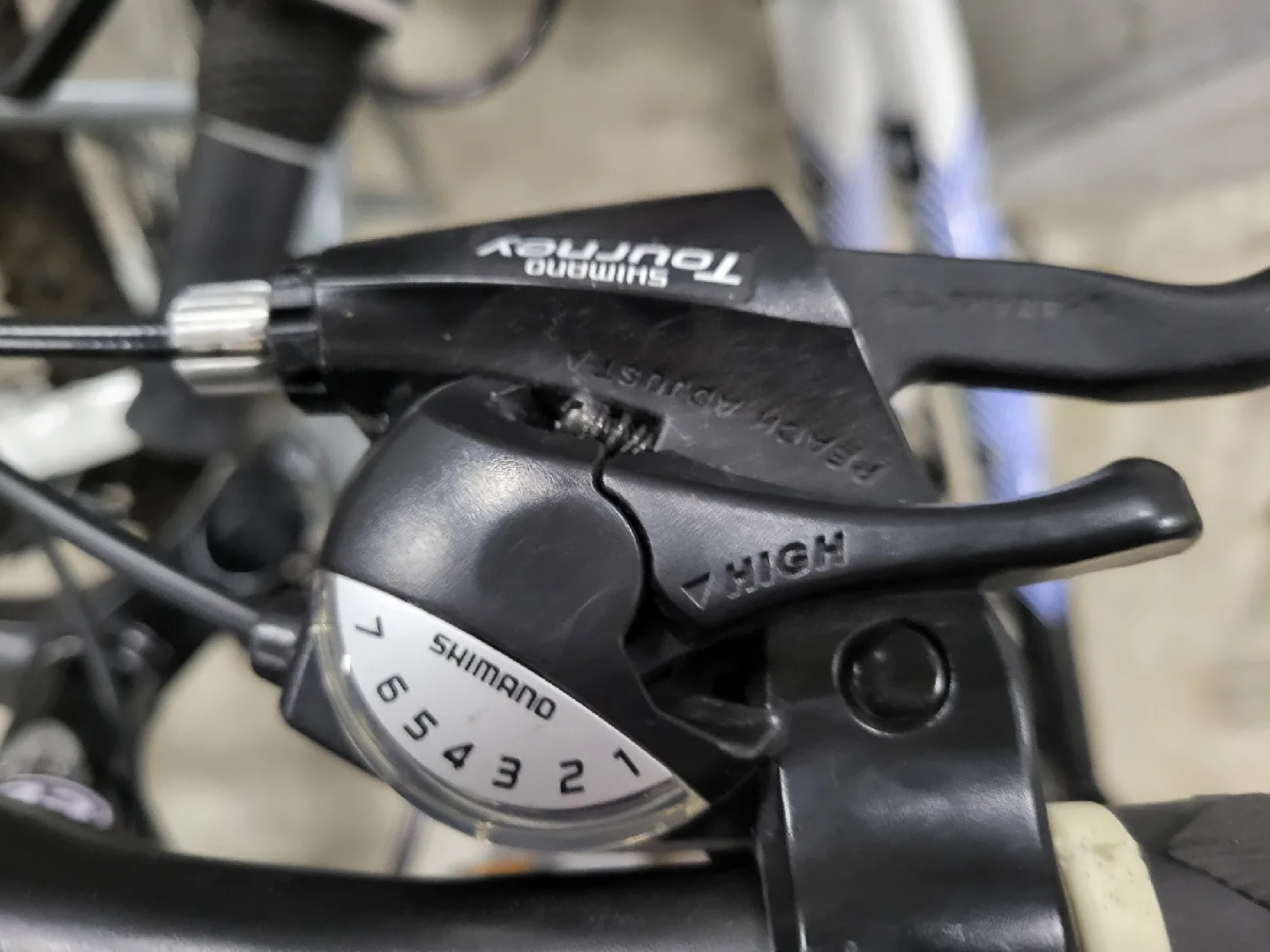 Bike CCM 29" Alpha - Frame 18" image indicator(9)