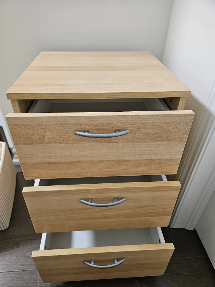 IKEA-Wooden 3-Drawer Filing Cabinet image indicator(2)
